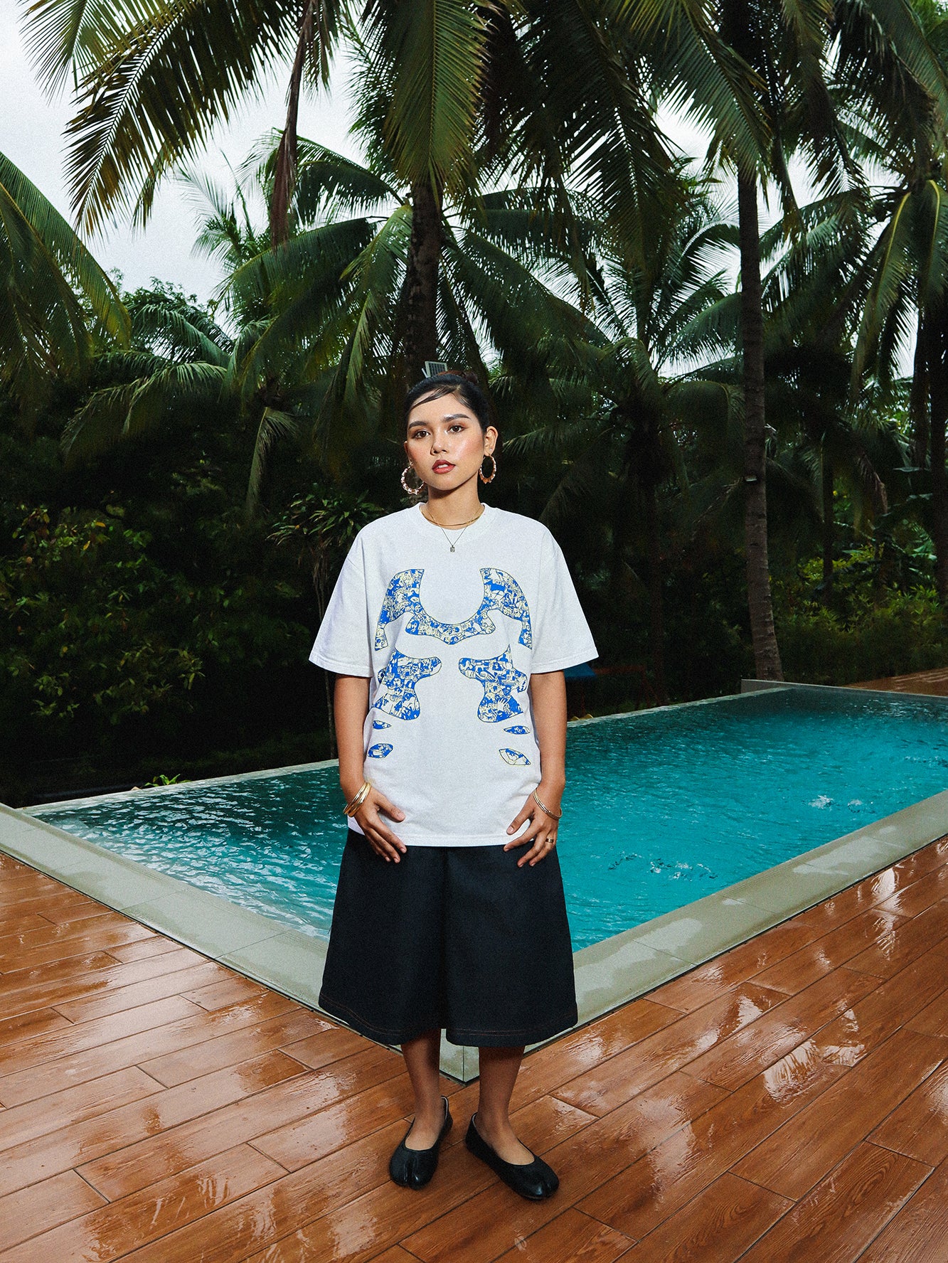ドス・ミル・コミックTシャツ